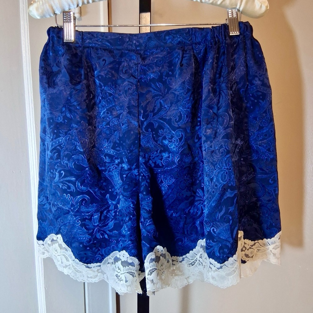 Victoria's Secret GOLD LABEL Blue Lace Trim Shorts -Size M -NW22